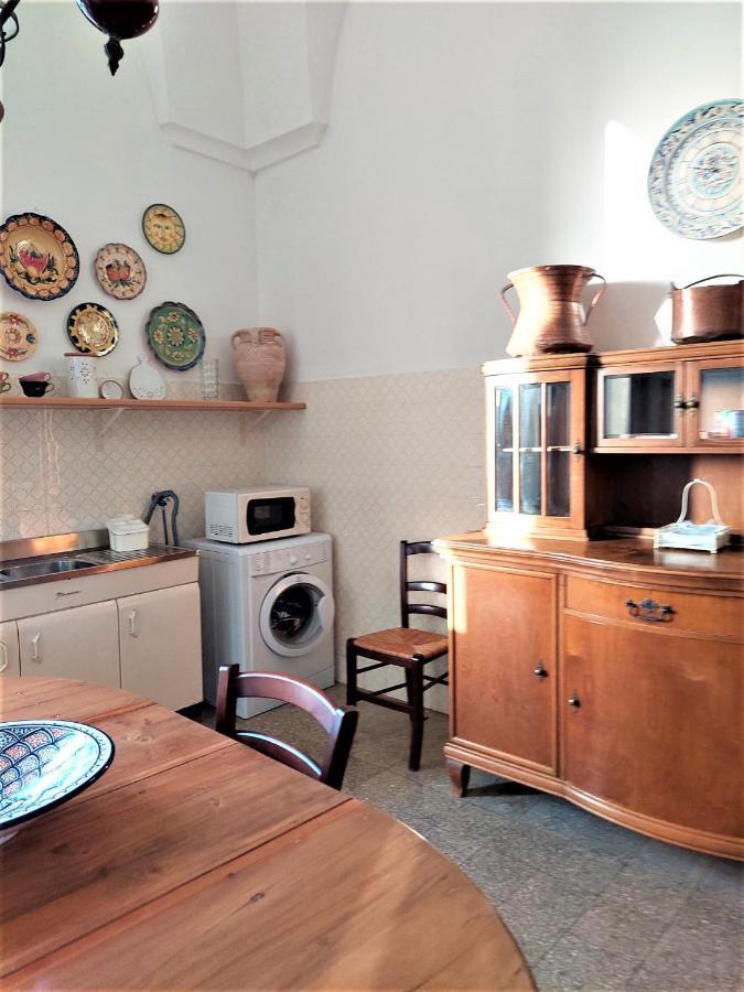 Villa Nel Salento - Ampie Camere E Giardino, Fino A 9 Persone Barbarano del Capo Exterior photo