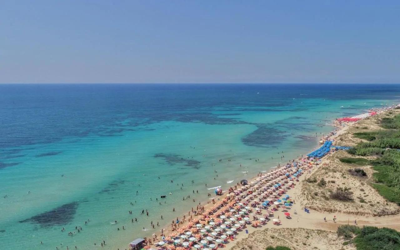 Villa Nel Salento - Ampie Camere E Giardino, Fino A 9 Persone Barbarano del Capo Exterior photo